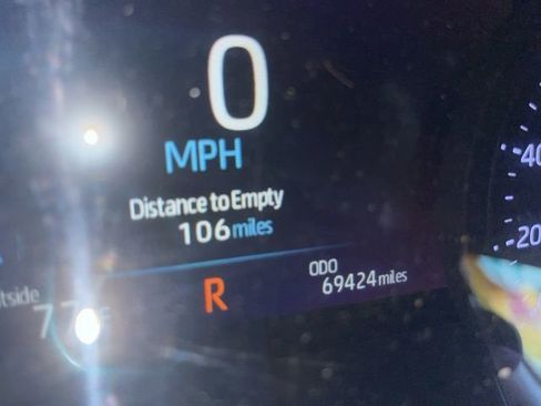 Used 2022 Toyota Avalon XLE image 18