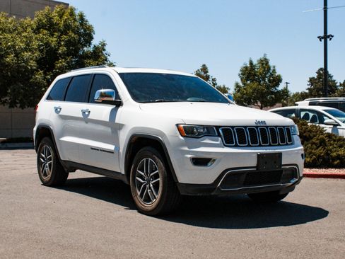 Used 2021 Jeep Grand Cherokee Limited AWD/4WD image 3