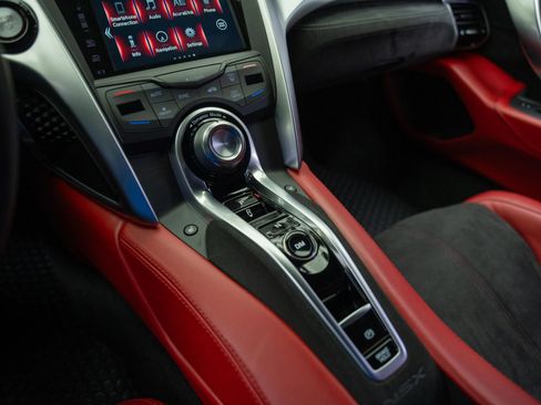 Used 2017 Acura NSX AWD/4WD image 32