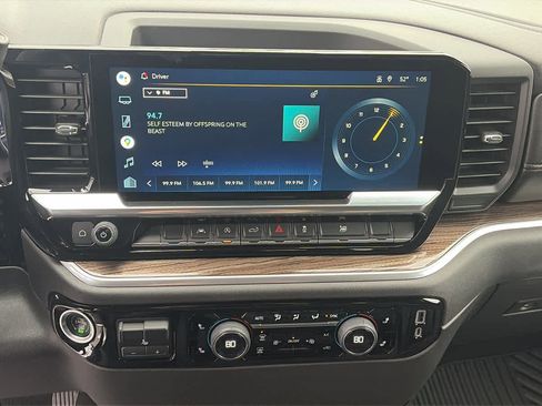 Certified 2022 Chevrolet Silverado 1500 RST image 13