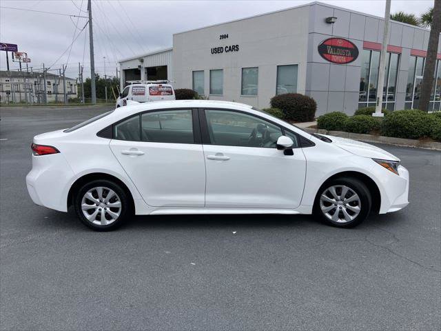 Certified 2025 Toyota Corolla LE w/ Convenience Package FWD image 6
