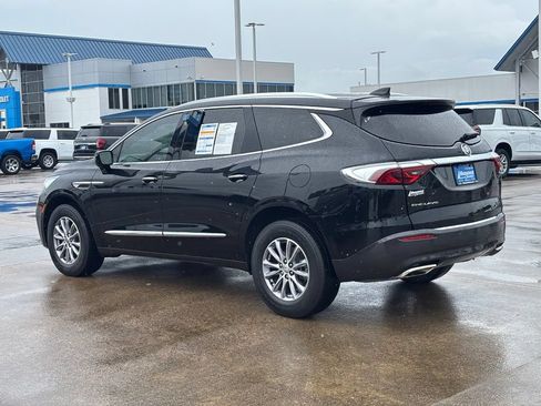 Used 2024 Buick Enclave Premium FWD image 17