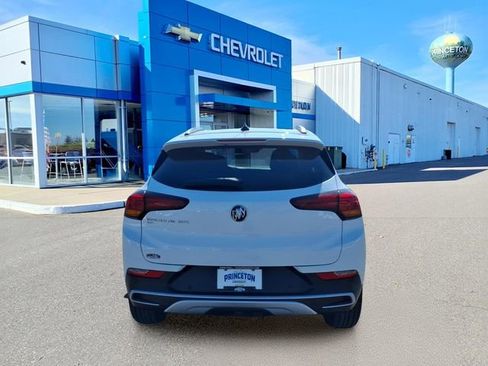 Used 2021 Buick Encore GX Select w/ Advanced Technology Package image 4