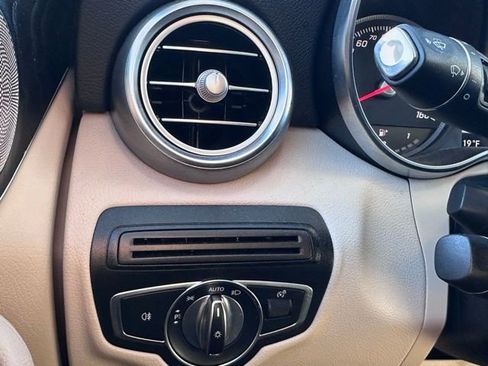 Certified 2018 Mercedes-Benz GLC 300 4MATIC image 11