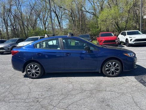 Used 2018 Subaru Impreza 2.0i image 2