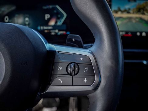 Used 2024 BMW X1 xDrive28i w/ Technology Package image 17