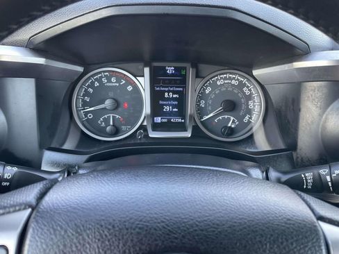 Used 2023 Toyota Tacoma SR5 image 33