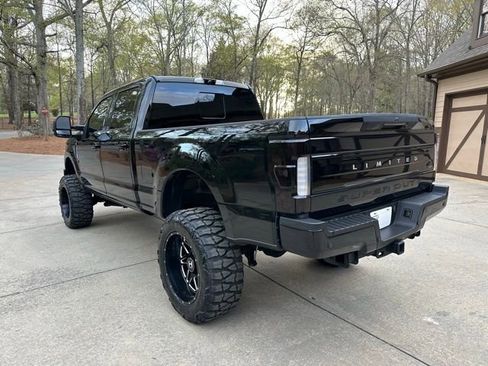 Used 2018 Ford F250 Limited image 14