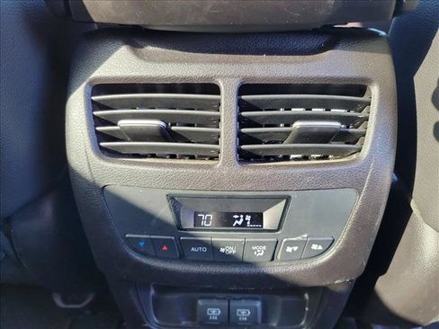 Used 2020 Acura MDX FWD image 13
