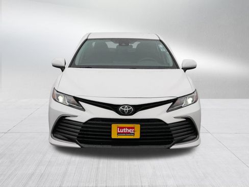Used 2024 Toyota Camry LE image 2