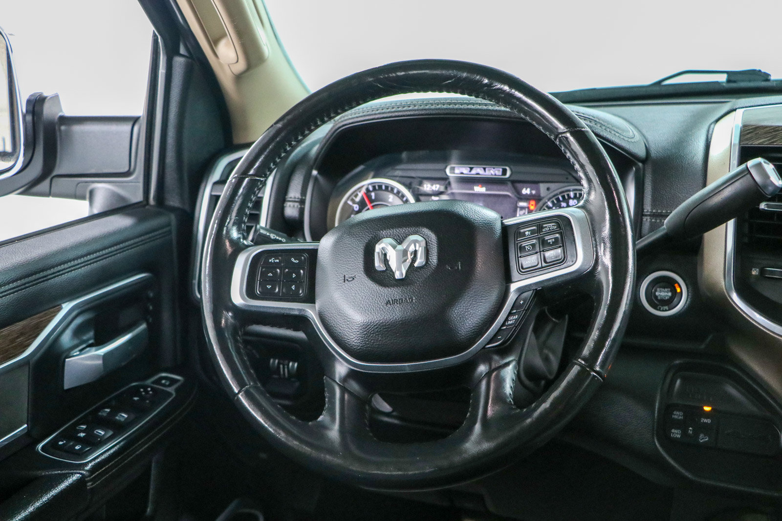 Used 2020 RAM 2500 Laramie AWD/4WD image 12