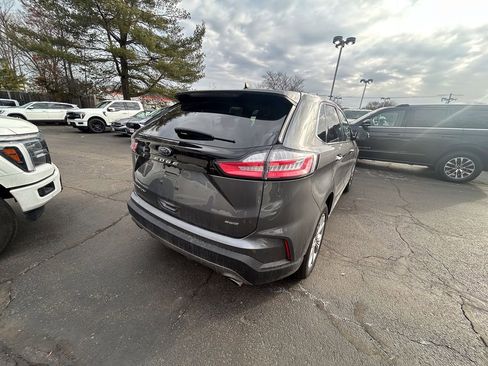 Certified 2024 Ford Edge Titanium AWD/4WD image 9