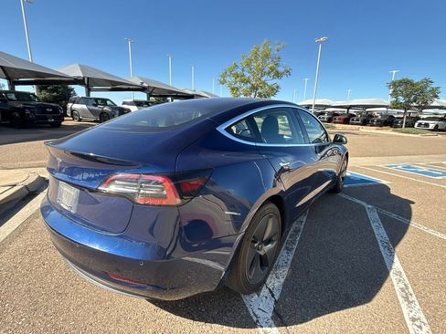 Used 2018 Tesla Model 3 AWD/4WD image 6