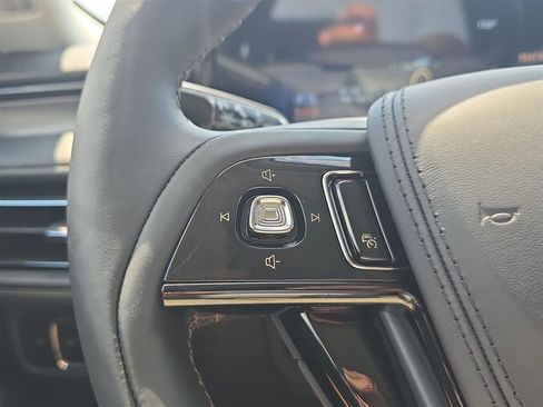 New 2025 Lincoln Aviator 2WD w/ Equipment Group 101A image 25