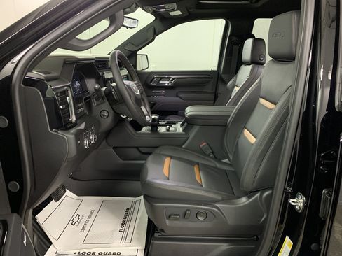 New 2026 GMC Sierra 1500 AT4 w/ Technology Package image 15