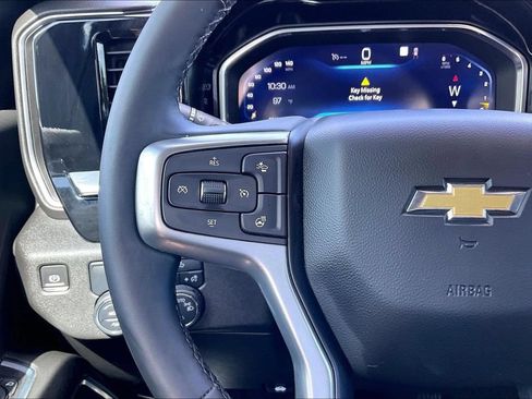 Used 2023 Chevrolet Silverado 1500 LT RWD image 10