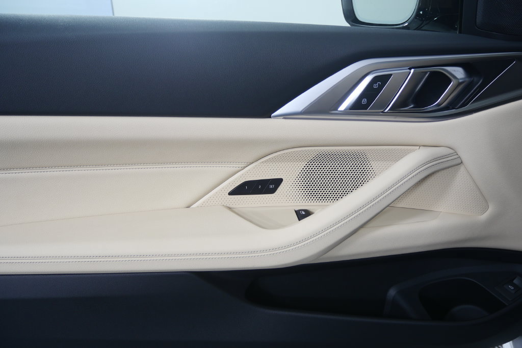 New 2027 BMW 430i Coupe w/ M Sport Package RWD image 8