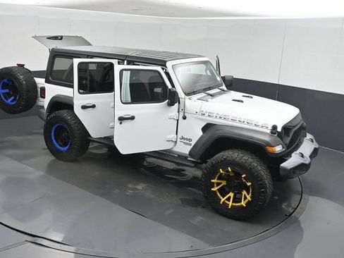 Used 2019 Jeep Wrangler Unlimited Sport S AWD/4WD image 60