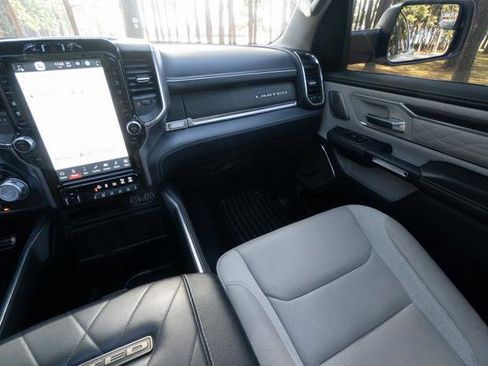 Used 2024 RAM 1500 Limited image 15