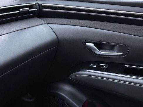 Used 2023 Hyundai Tucson Limited image 30