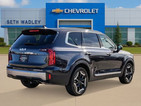 Used 2025 Kia Telluride S FWD image 7