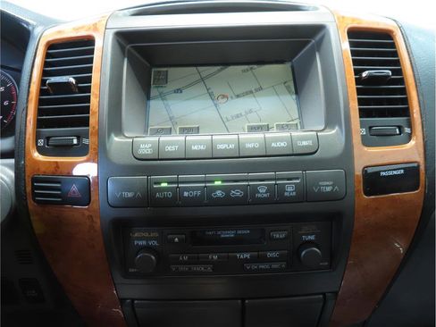 Used 2004 Lexus GX 470 image 16
