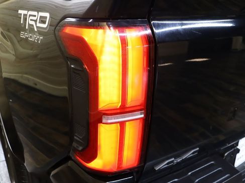 Used 2024 Toyota Tacoma TRD Sport image 20