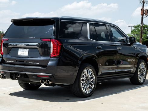 Used 2023 GMC Yukon Denali Ultimate AWD/4WD image 8