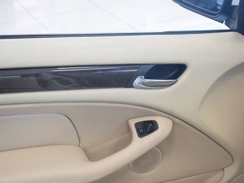 Used 2000 BMW 323i Sedan RWD image 21