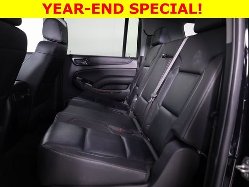 Used 2018 Chevrolet Suburban LT image 29