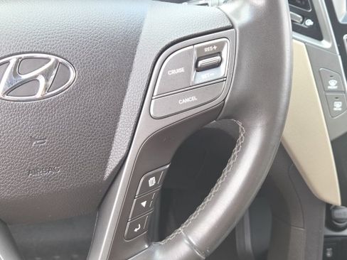 Used 2017 Hyundai Santa Fe Sport AWD/4WD image 5