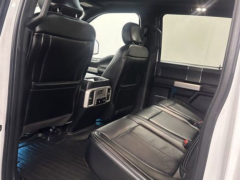 Used 2018 Ford F150 Lariat image 29