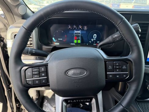 New 2026 Ford F250 Platinum AWD/4WD image 30