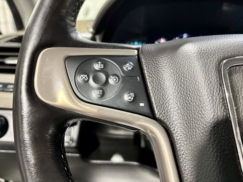 Used 2019 GMC Yukon XL Denali image 35