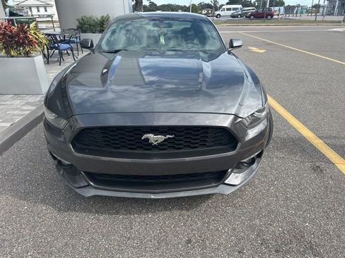 Certified 2017 Ford Mustang Coupe image 4