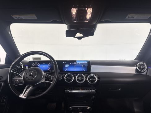 Used 2025 Mercedes-Benz CLA 250 image 25