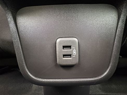 Used 2024 GMC Terrain SLE AWD/4WD image 6