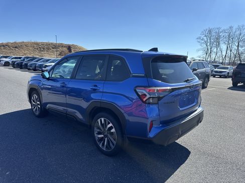 New 2026 Subaru Forester Touring AWD/4WD image 5