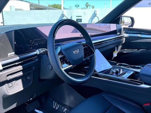 New 2026 Cadillac Escalade ESV 2WD image 9