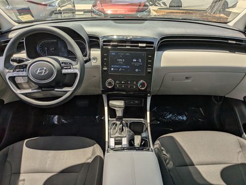 Used 2023 Hyundai Tucson SEL FWD image 17