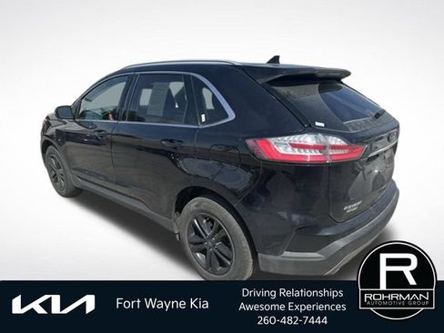 Used 2020 Ford Edge SEL w/ Convenience Package AWD/4WD image 3