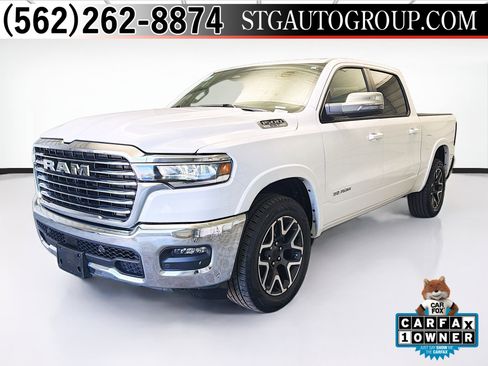 Used 2025 RAM 1500 Laramie AWD/4WD image 1