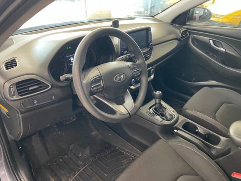 Used 2018 Hyundai Elantra GT image 18