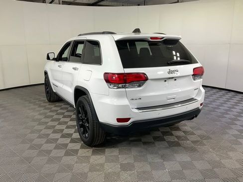 Used 2020 Jeep Grand Cherokee Limited w/ Luxury Group II image 4