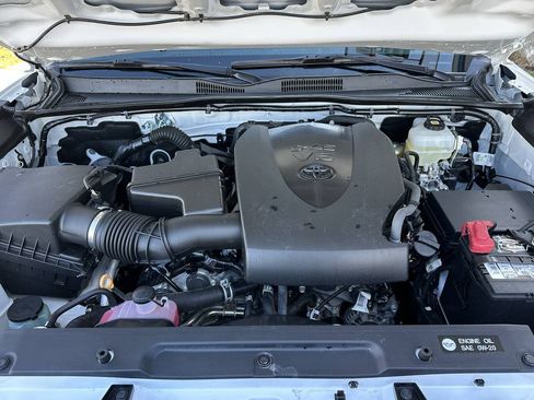 Used 2021 Toyota Tacoma TRD Pro AWD/4WD image 17