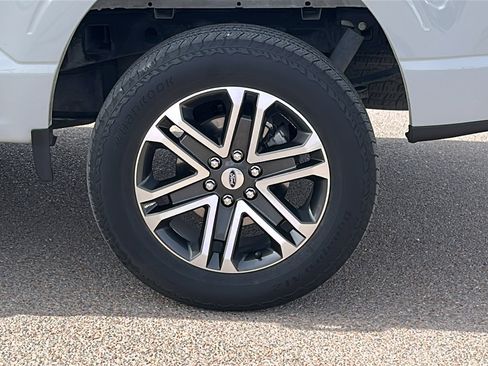 Used 2023 Ford F150 XL image 5