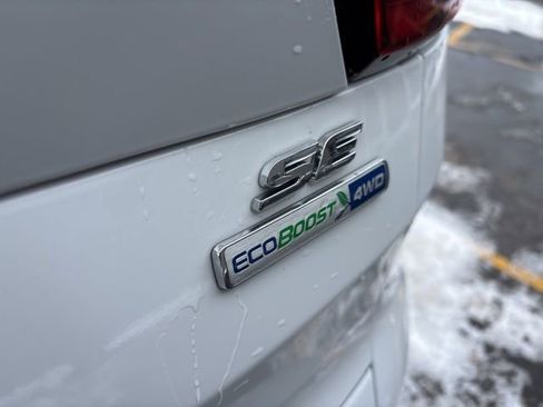 Used 2019 Ford Escape SE image 9