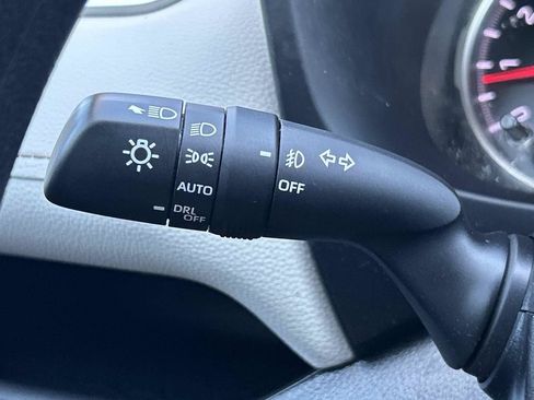 Used 2021 Toyota RAV4 XLE FWD image 30