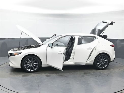 Used 2023 MAZDA MAZDA3 s image 40