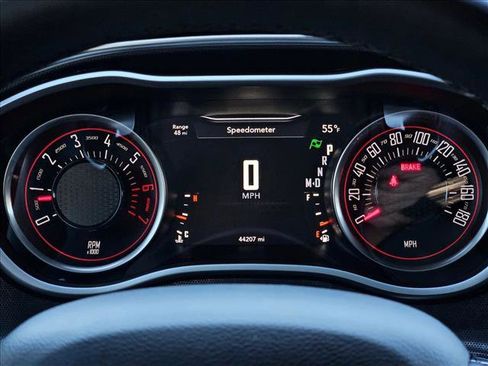 Used 2016 Dodge Challenger R/T Scat Pack w/ Leather Interior Group image 11